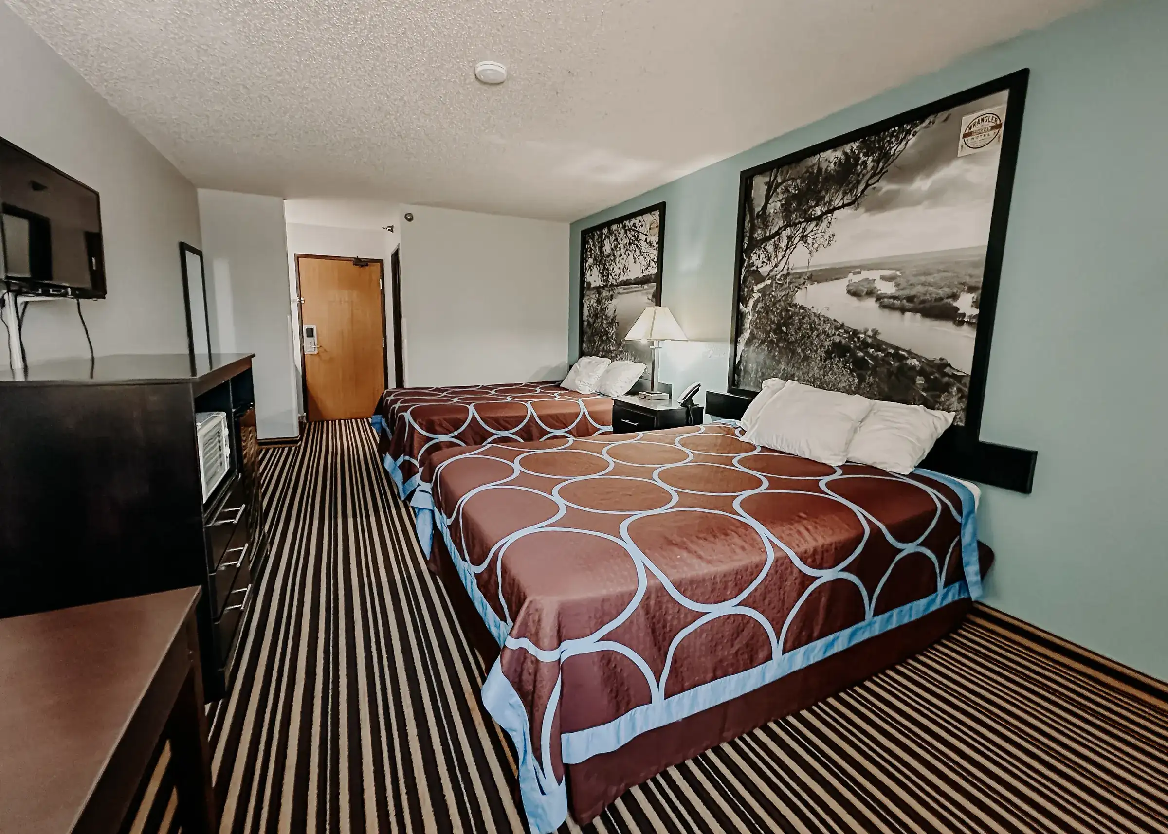 Standard double room with two queen beds